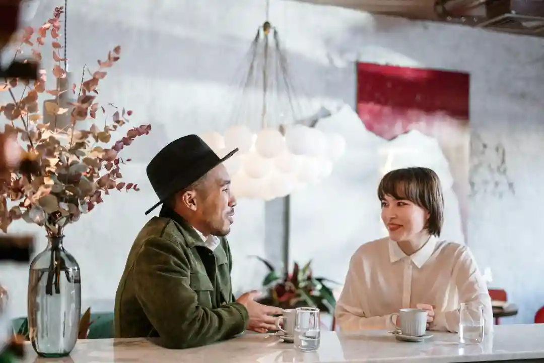 5 Engaging Speed Dating Questions to Ask Your Date